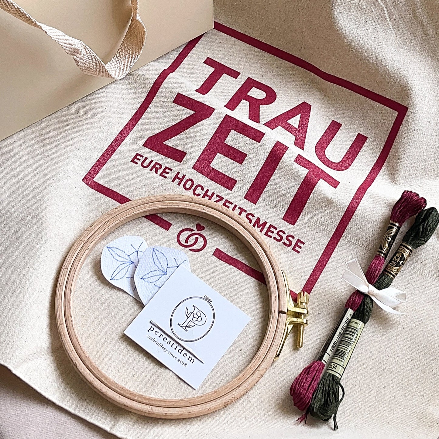 Bremen | 04.-05.10.2025 | TrauZeit Hochzeitmesse – Mini-Stickerei-Session mit Perestidem
